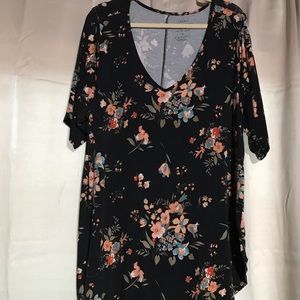 Torrid Black with floral print. Super soft material, tunic style t-Shirt